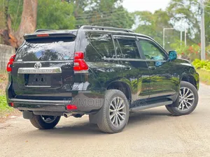 Toyota Land Cruiser Prado 2018