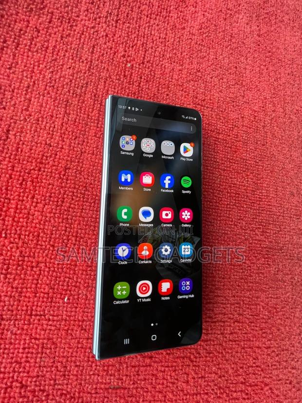 Samsung Galaxy Z Fold4 256 GB Silver - thumbnail 2