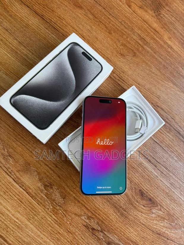 Apple iPhone 15 Pro 256 GB Silver - thumbnail 3