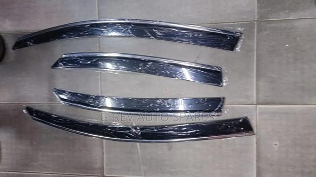 Lexus Rx 300 Windbreakers - main view