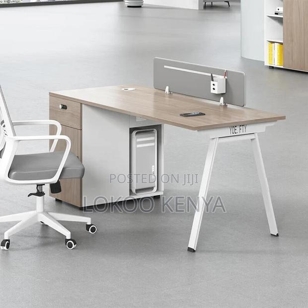 Office Desk : Executive Office Work Desk – V Style - thumbnail 3