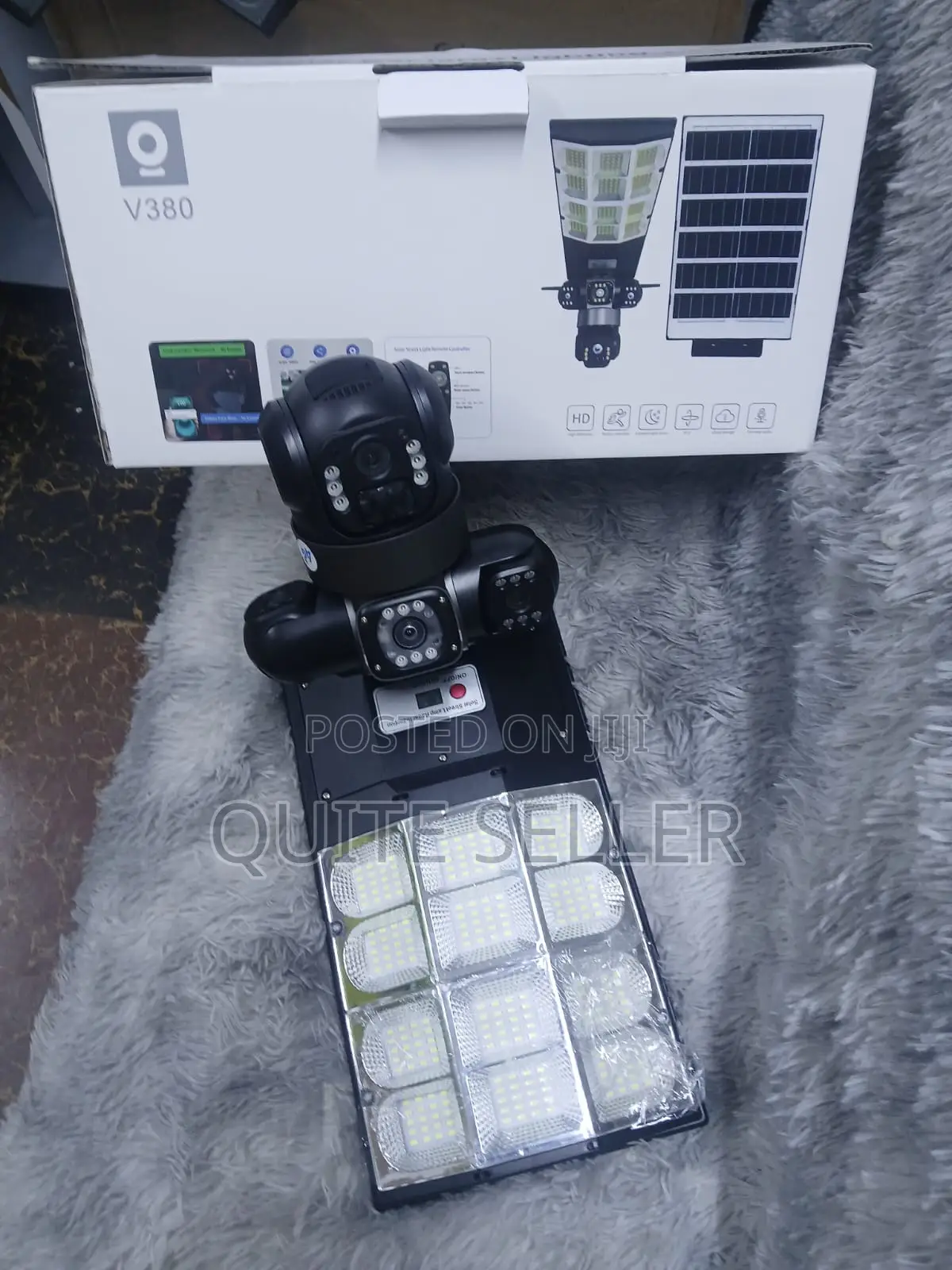 Ai Solar Camera+Lighting 2in1 V380 App Tripple Lens View