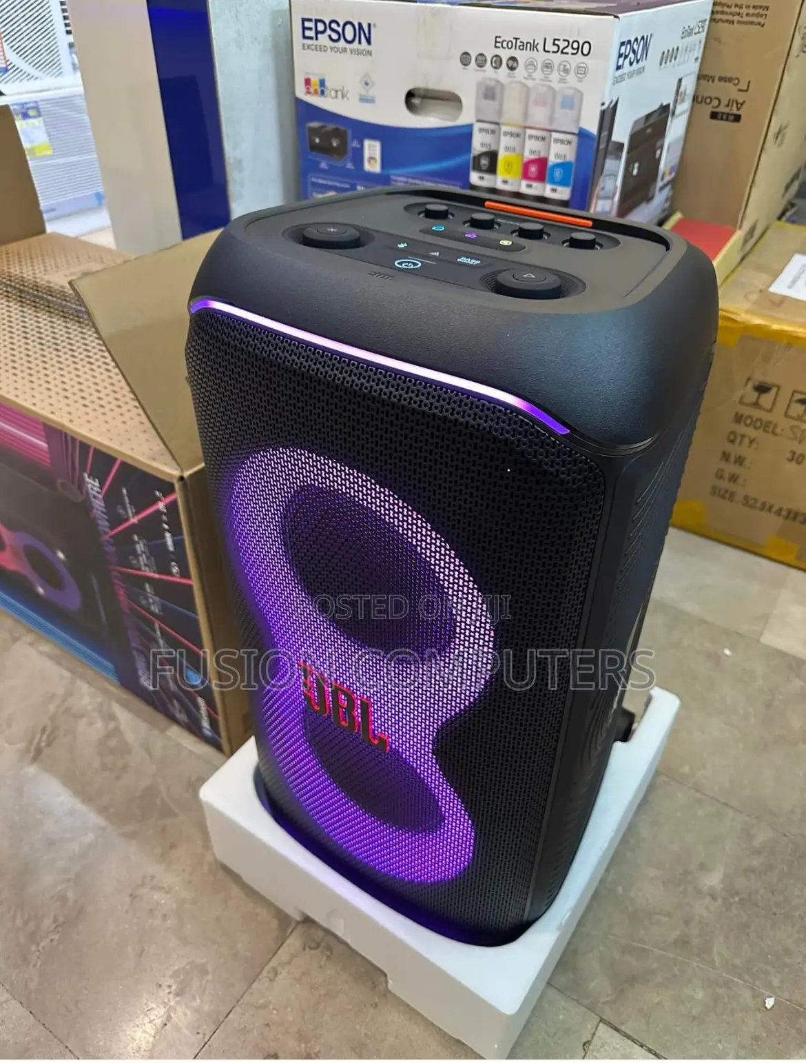 JBL Partybox Stage 320 -