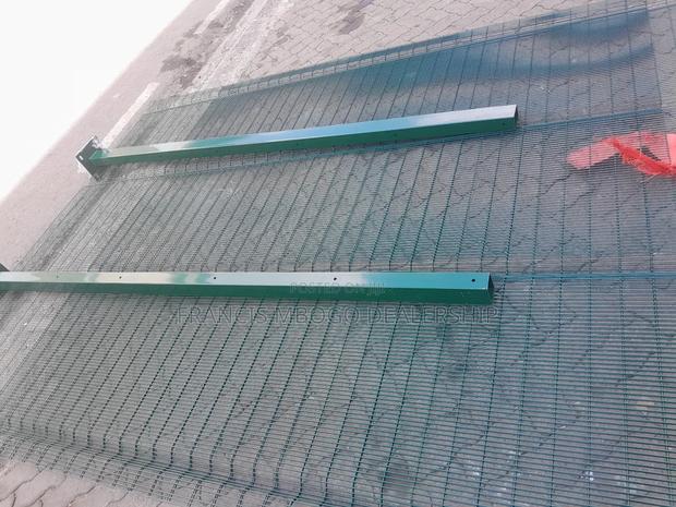 100% Security Fence - thumbnail 4