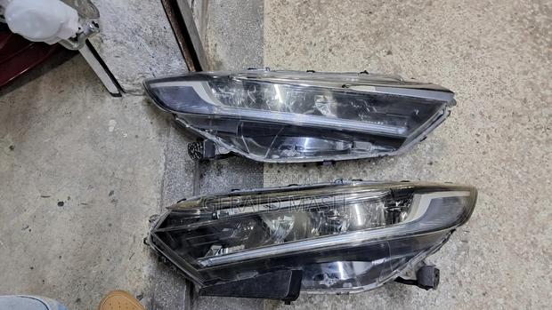 Honda Fit Shuttle Headlight Zenon