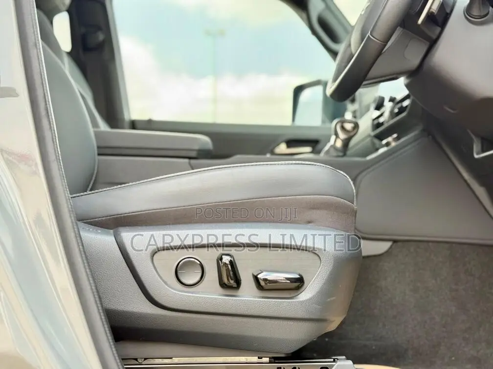 New Lexus GX 550 Overtrail 2024 Gray