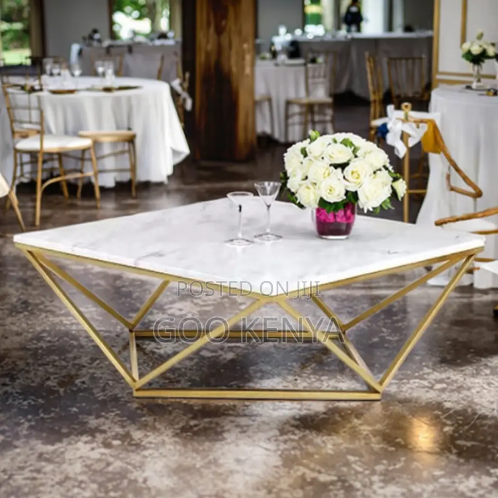 Coffee Table; Compact Dual-Purpose Diamond Coffee Table