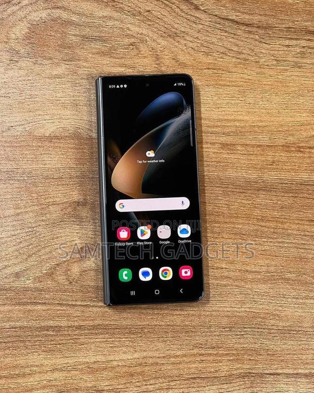 Samsung Galaxy Z Fold4 256 GB Gray - thumbnail 4