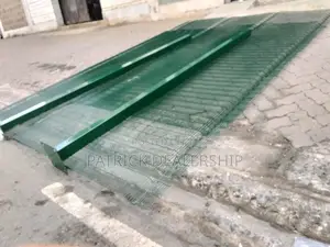 Anti-Climb Mesh Fence