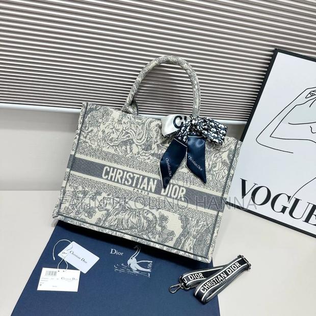 Stylish Bag for Christian Dior - thumbnail 2