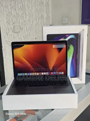 Laptop Apple MacBook Pro 2021 M1 8GB Apple M1 SSD 256GB