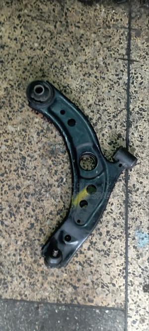 Control Arm Toyota Passo