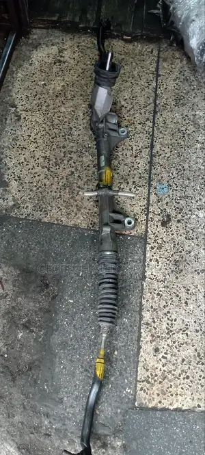 Nissan Tiida Steering Rack