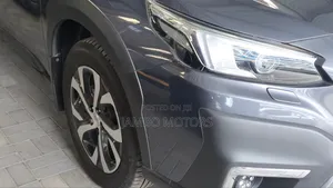 Subaru Outback Premium 2022 Gray