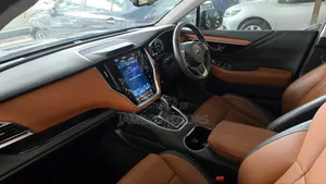 Subaru Outback Premium 2022 Gray