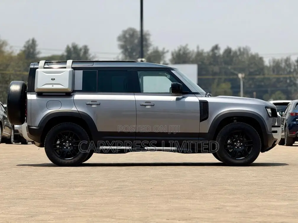 Land Rover Defender 2020 Gray
