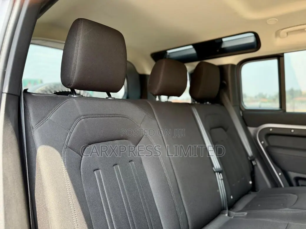 Land Rover Defender 2020 Gray