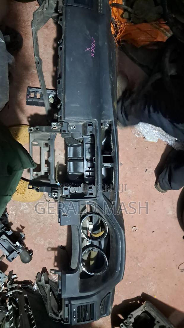 Toyota Mark X Dashboard Airbag