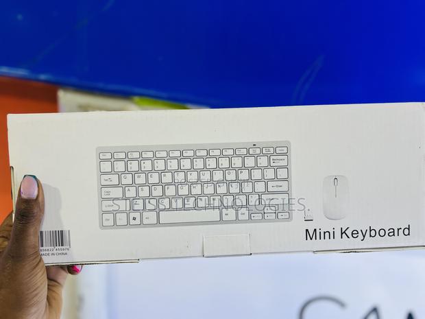 White Wireless Mini Keyboard - main view