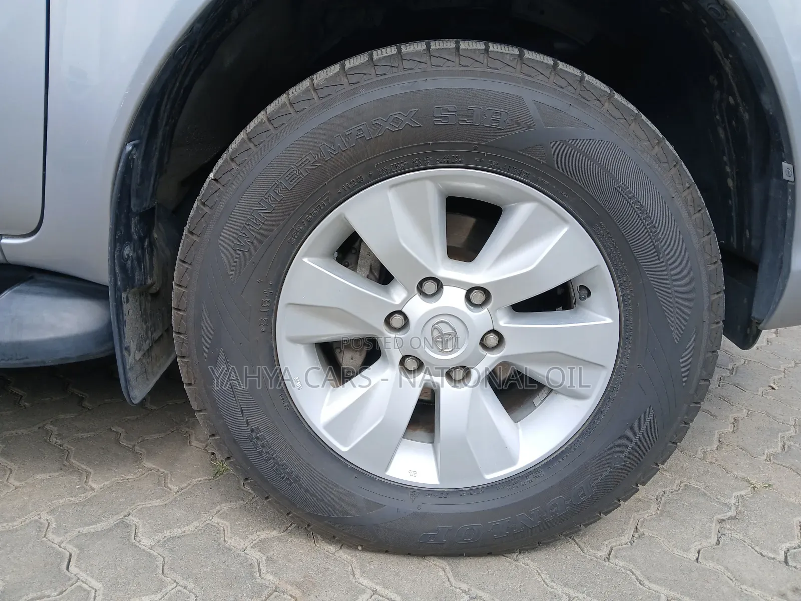 Toyota Hilux Revo Double Cab Deisel 2.4 RWD 2018 Silver