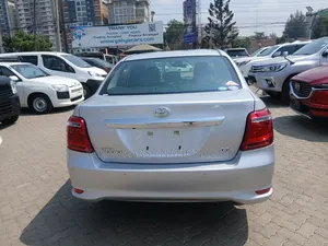 Toyota Axio 1.5 G 2WD 2018 Silver