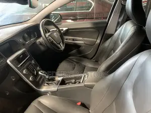 Volvo S60 2018 Black
