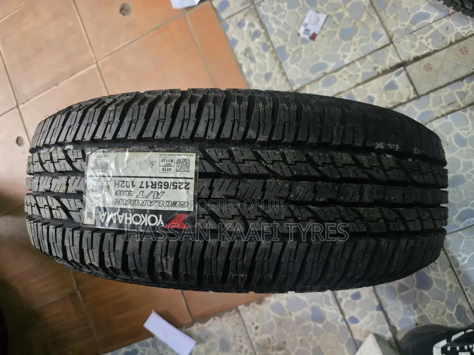 225/65r17 Yokohama Made In( Thailand)