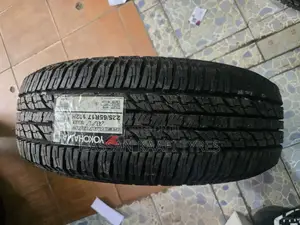 225/65r17 Yokohama Made In( Thailand)