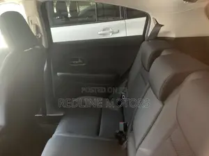 Honda Vezel 1.5 Hybrid 4WD 2018 Silver