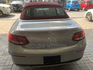Mercedes-Benz C180 2018 Ivory
