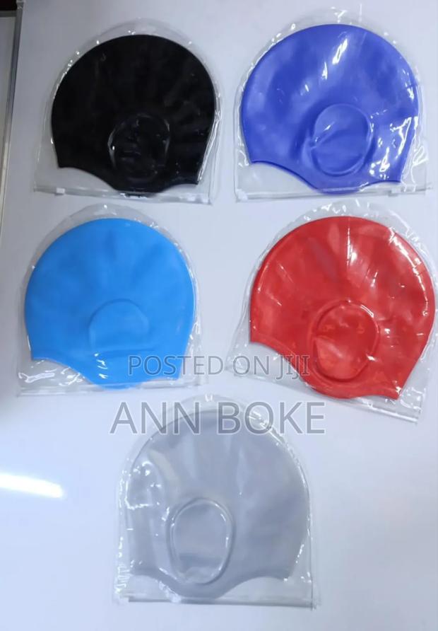  Xtra Large Swimming Capes for Braided Hair and Adulte.