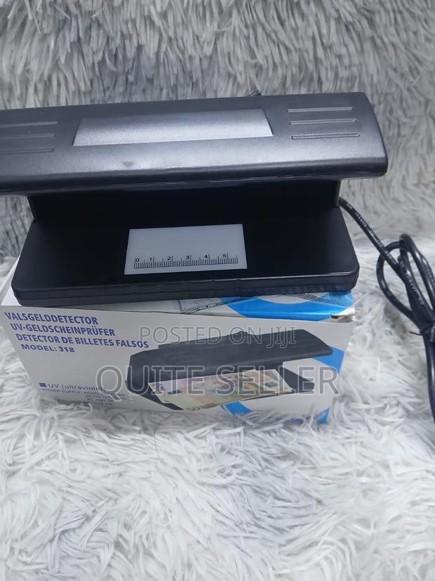 Fake Money Detecting Machine/Fake Note Detector - main view