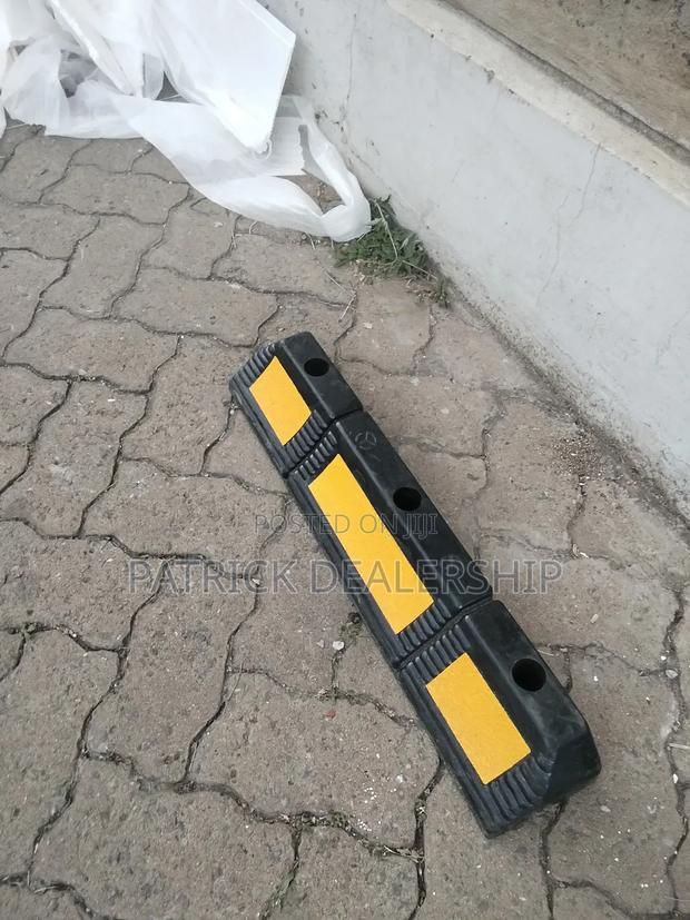 Parking Rubber Car Stopper