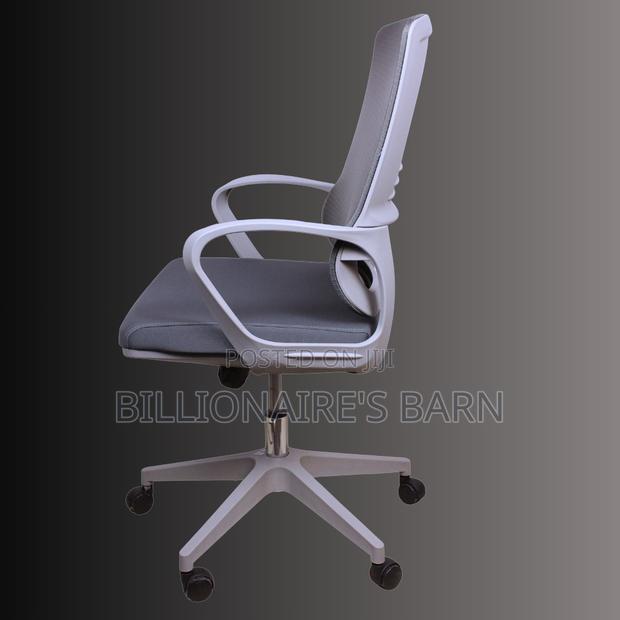 Mid-Back Grey Mesh Chair – Ergonomic Comfort With Lumbar Support - thumbnail 2