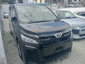 Toyota Voxy 2018 Black
