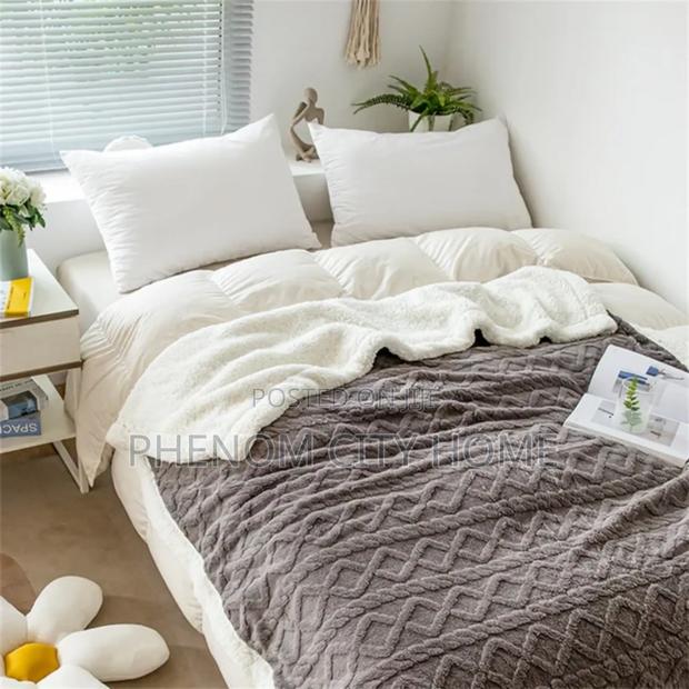Flannel Heavy Fleece Blanket - thumbnail 2