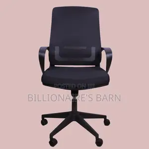 Ergonomic Black Mesh Chair – Mid Back Design for Focused Work.