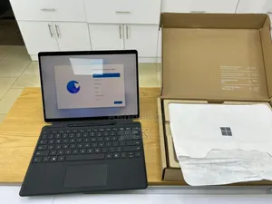 Laptop Microsoft Surface Pro 11th Edition, a Copilot+ PC 16GB SSD 512GB