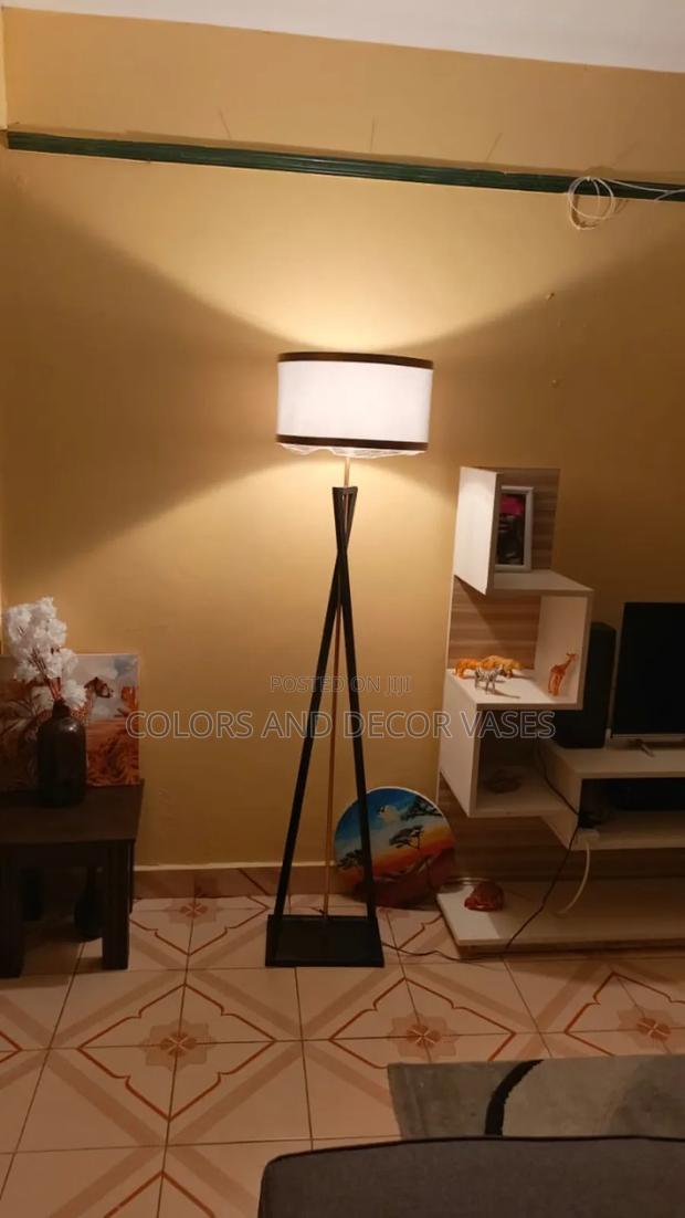 White Elegant Lamp Shades - main view