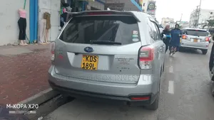 Subaru Forester 2019 Silver
