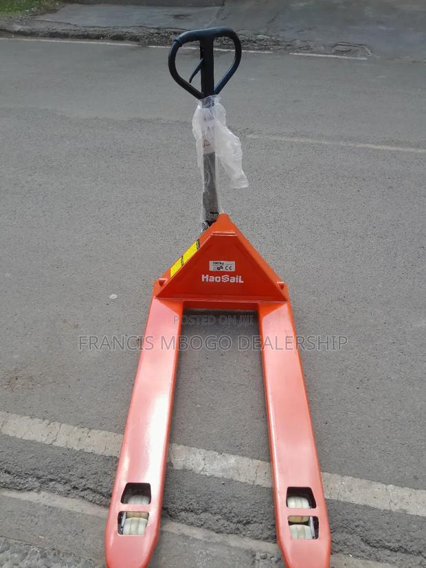 Warehouse Hand Pallet Jack - thumbnail 3