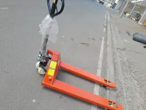 3000kg Hand Pallet Stacker