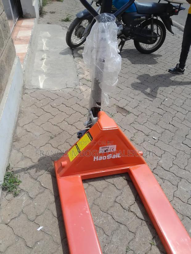 Hand Pallet Stacker - thumbnail 3