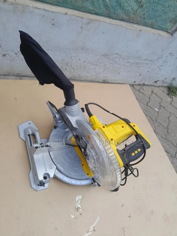 Double Bevel Slinding Miter Saw - main view
