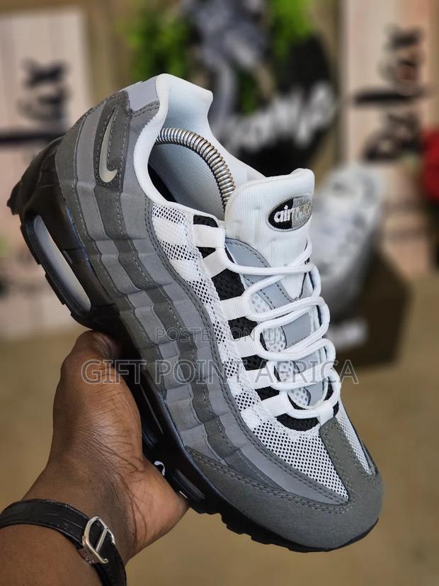 Airmax 95 Grey Jewel Sneakers - thumbnail 3
