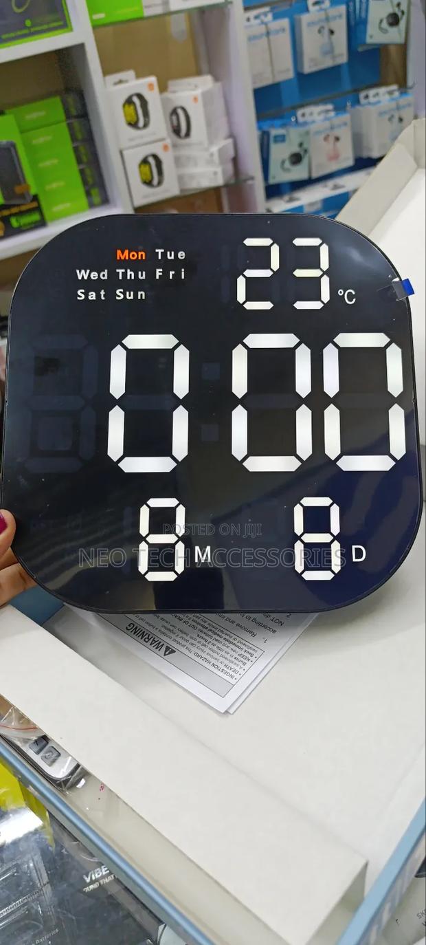 Digital Wall Clock - thumbnail 4