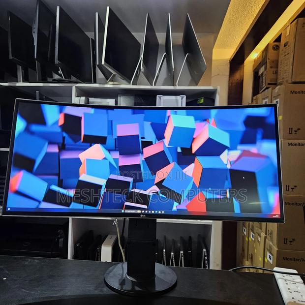 Lg 34 Inches Curved Monitor - thumbnail 2