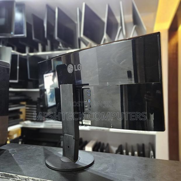 Lg 34 Inches Curved Monitor - thumbnail 3
