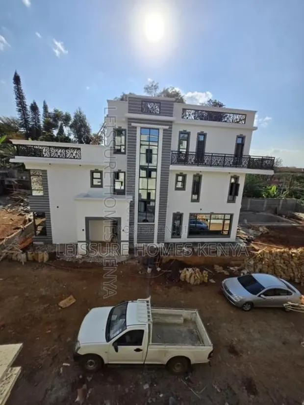 5bdrm Villa in Lavington for sale