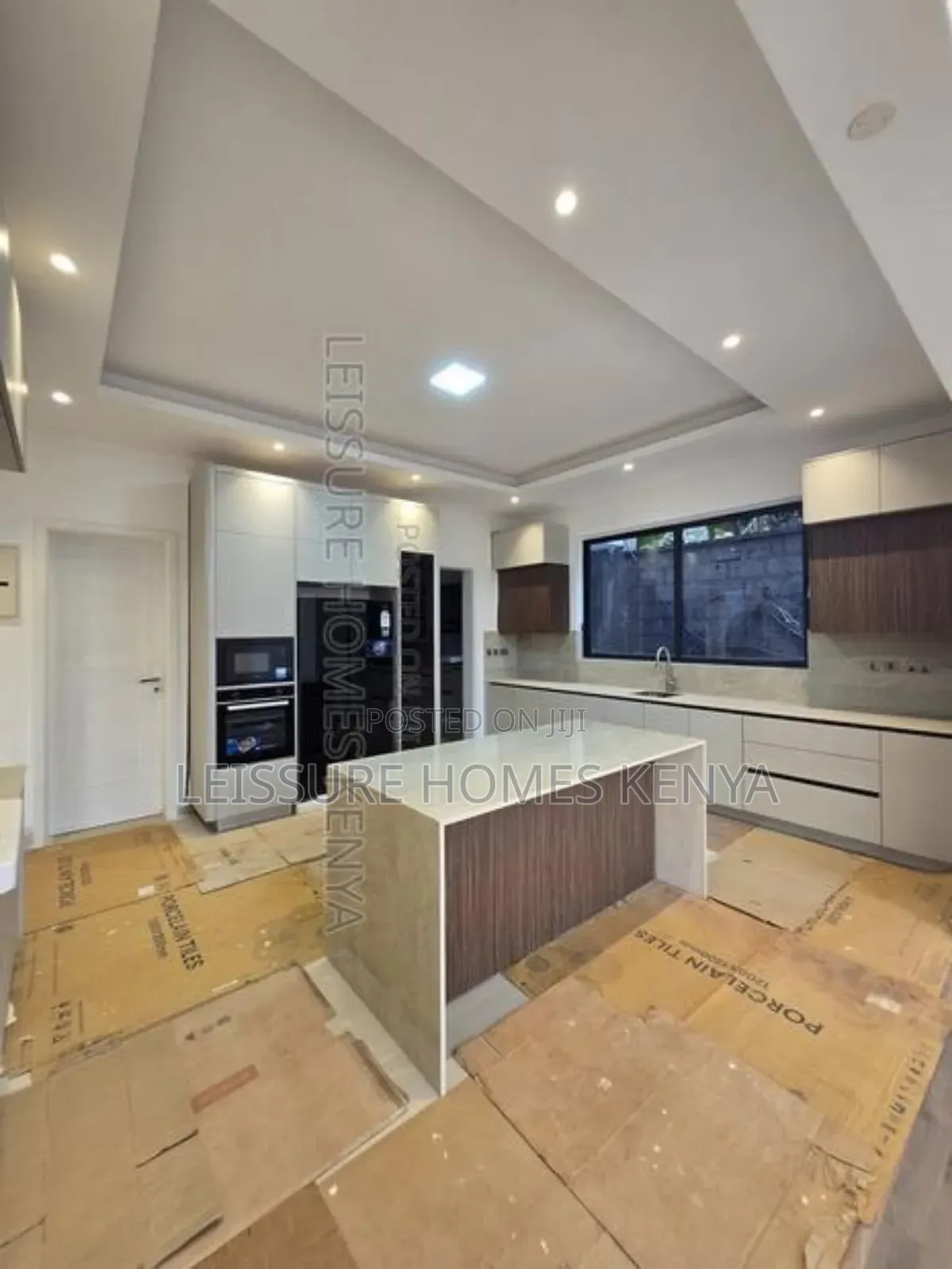 5bdrm Villa in Lavington for sale